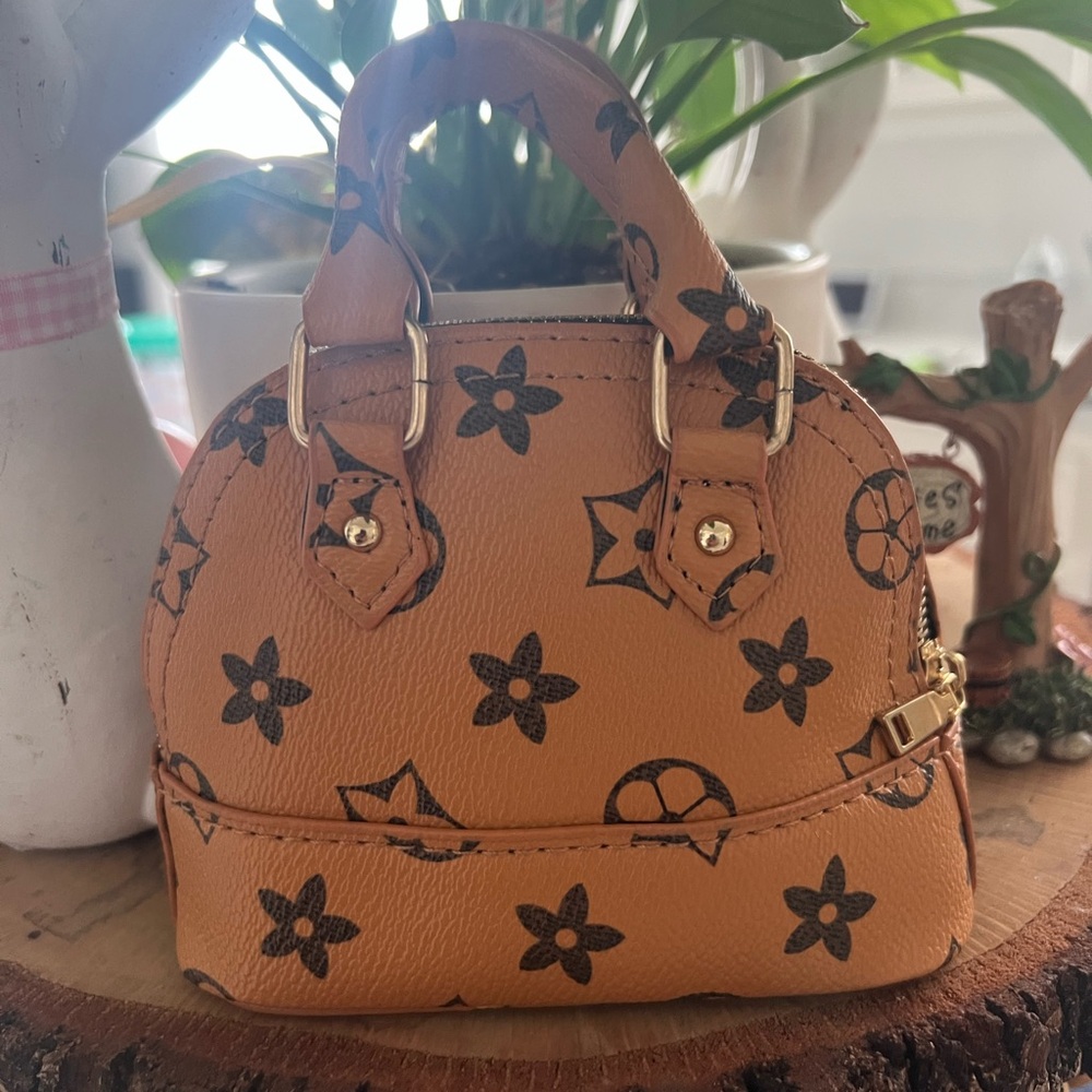 Mini Brown Designer Handbag with Chain Strap - Picture 2 of 2
